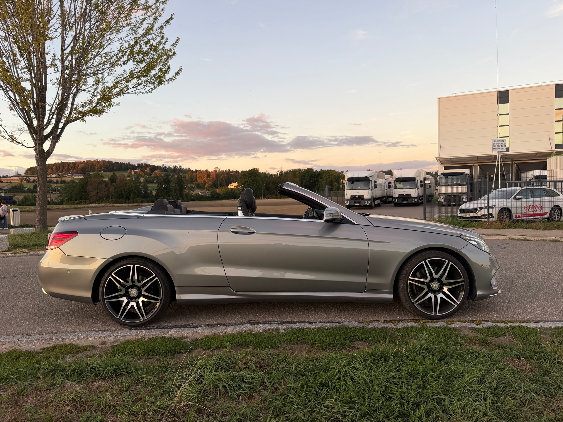 MERCEDES-BENZ E 400 7G-Tronic*** AMG LINE***360°-Kamera-image-15