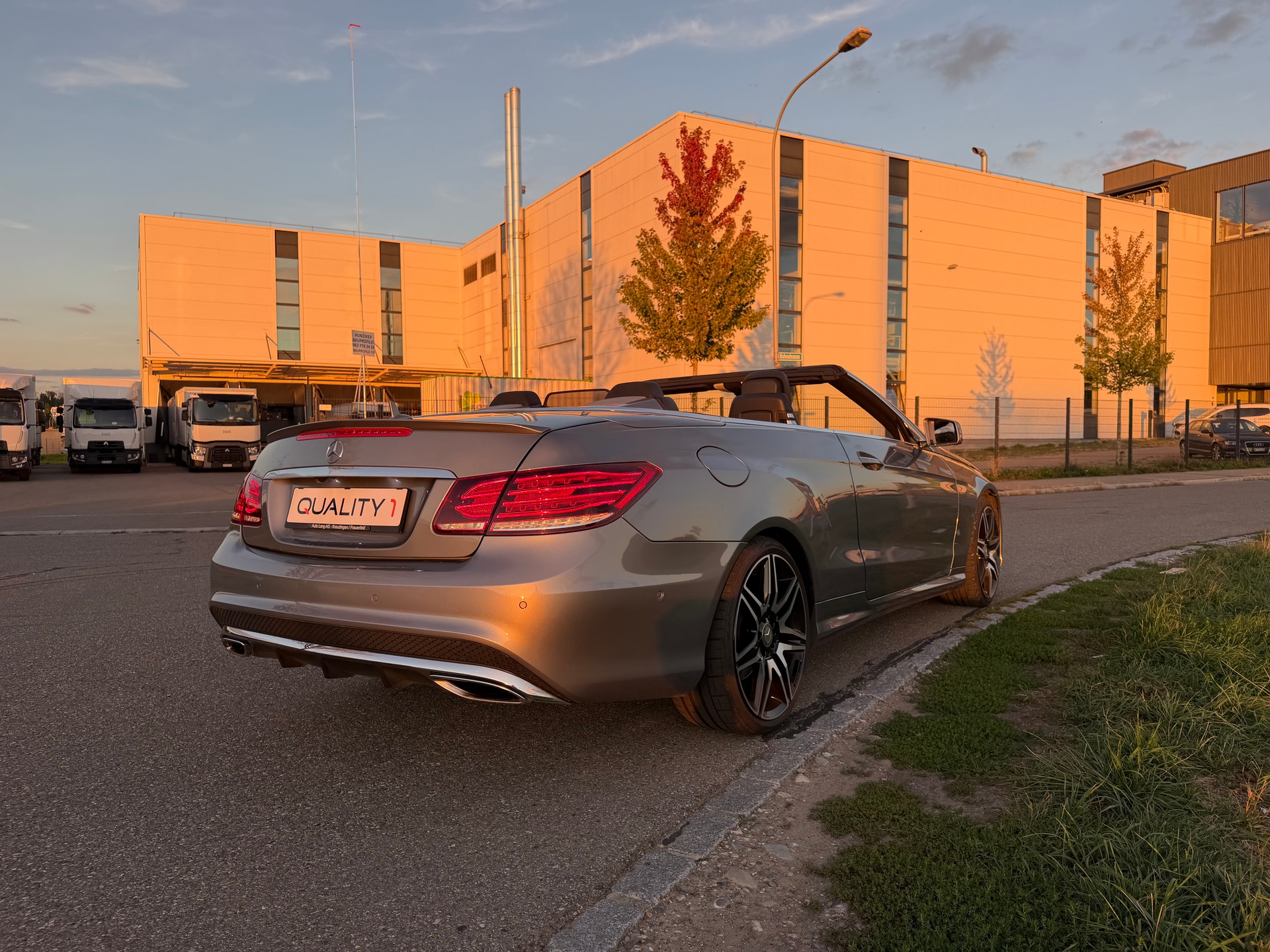 MERCEDES-BENZ E 400 7G-Tronic*** AMG LINE***360°-Kamera-image-10