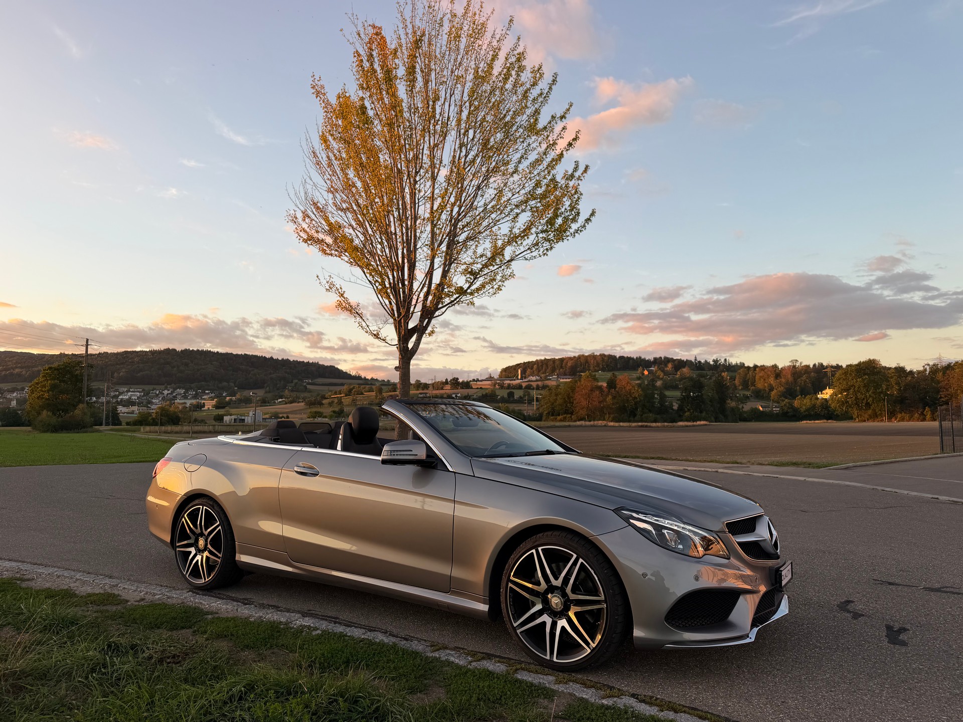 MERCEDES-BENZ E 400 7G-Tronic*** AMG LINE***360°-Kamera-image-2
