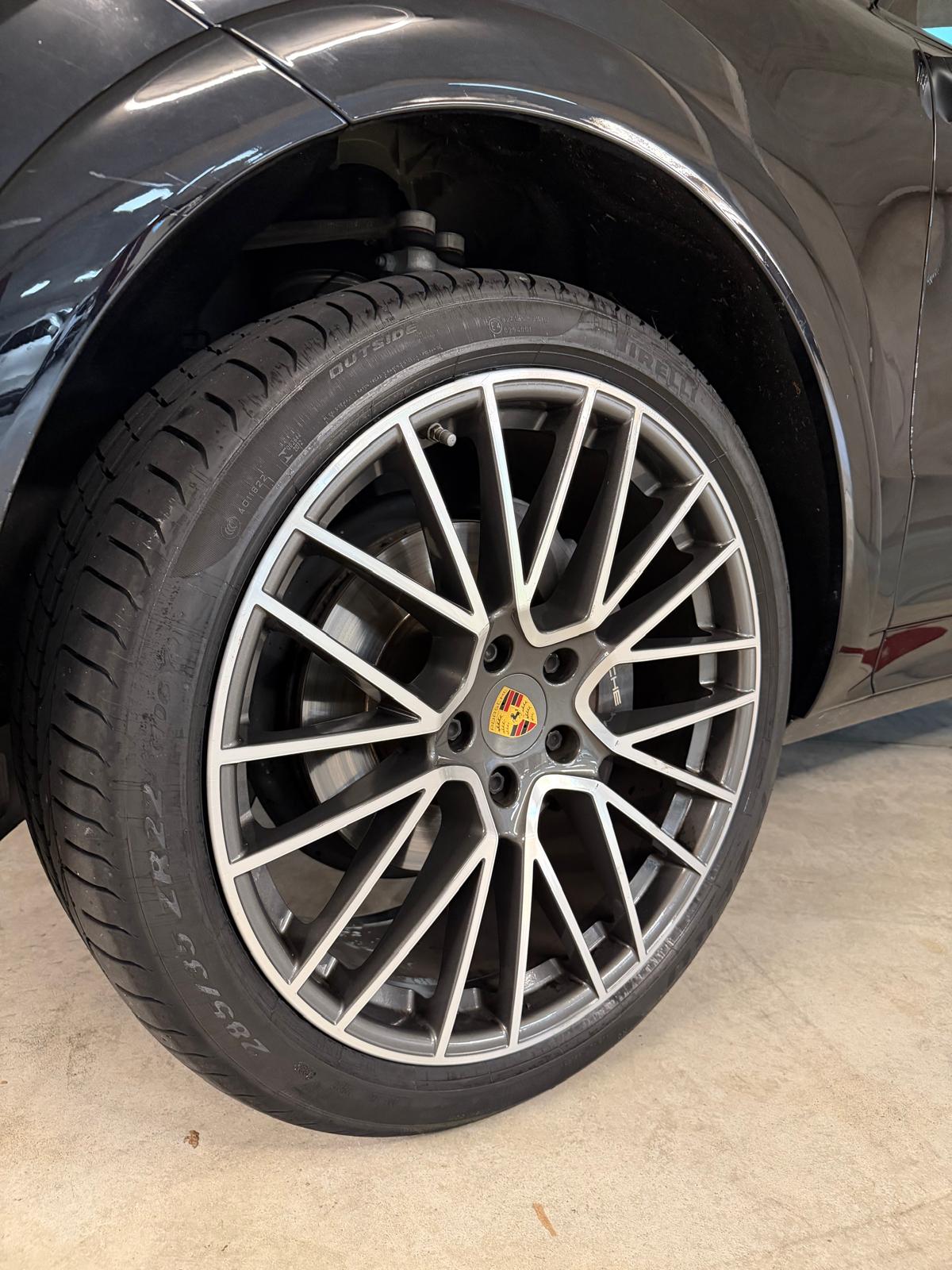 PORSCHE 3.0 V6-image-8