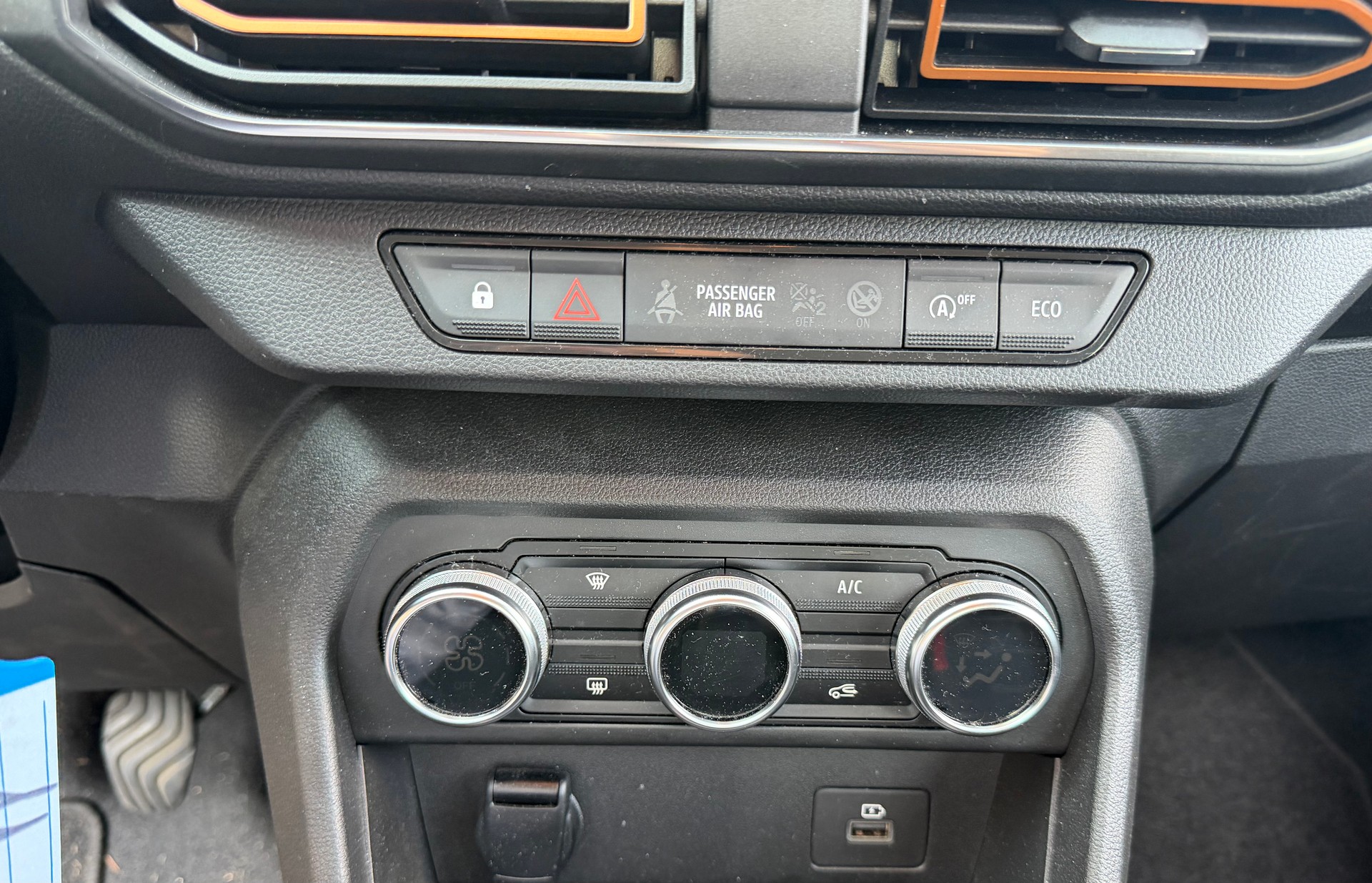 DACIA Sandero Stepway TCe 90 Comfort-image-12