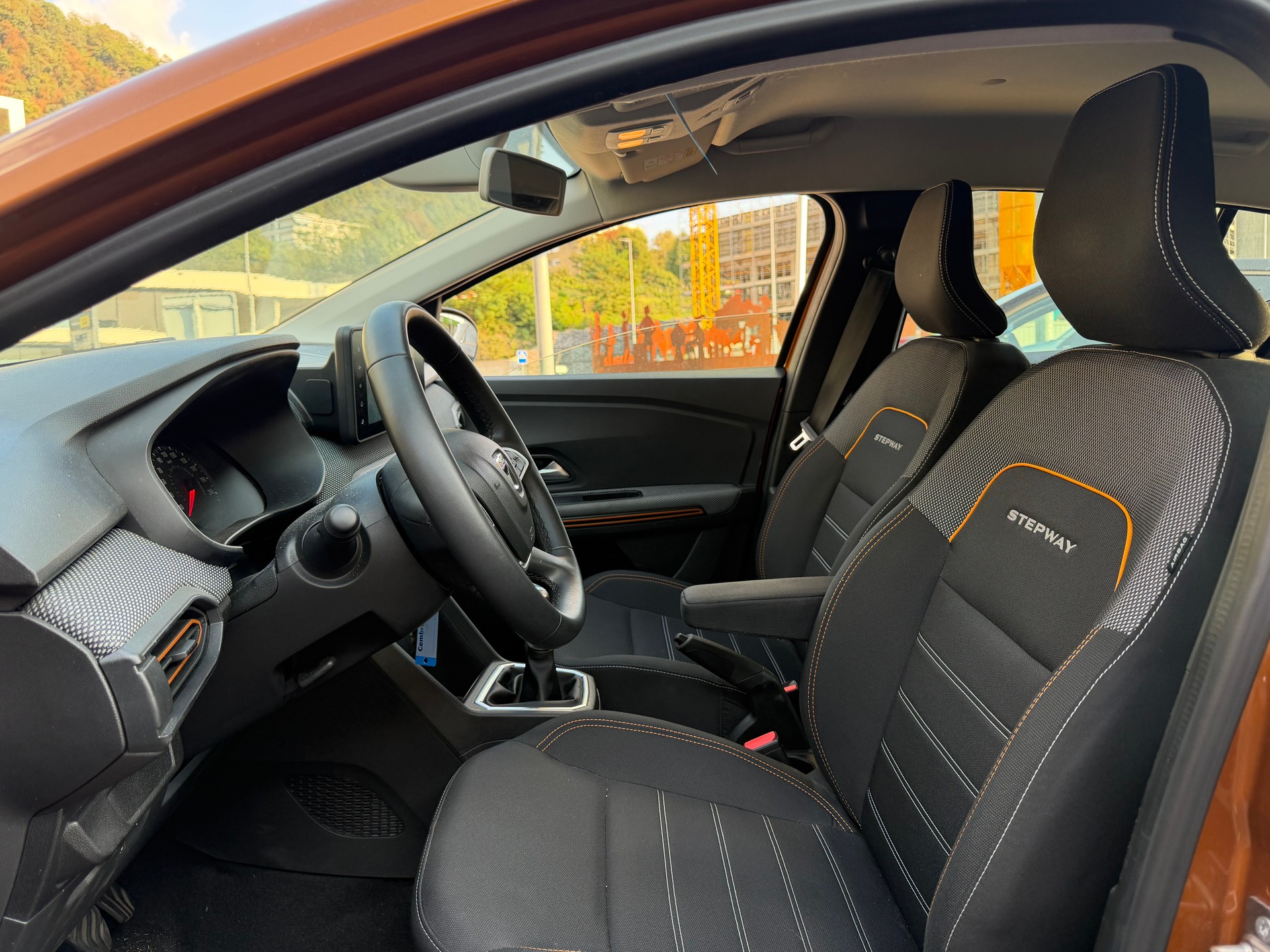 DACIA Sandero Stepway TCe 90 Comfort-image-8