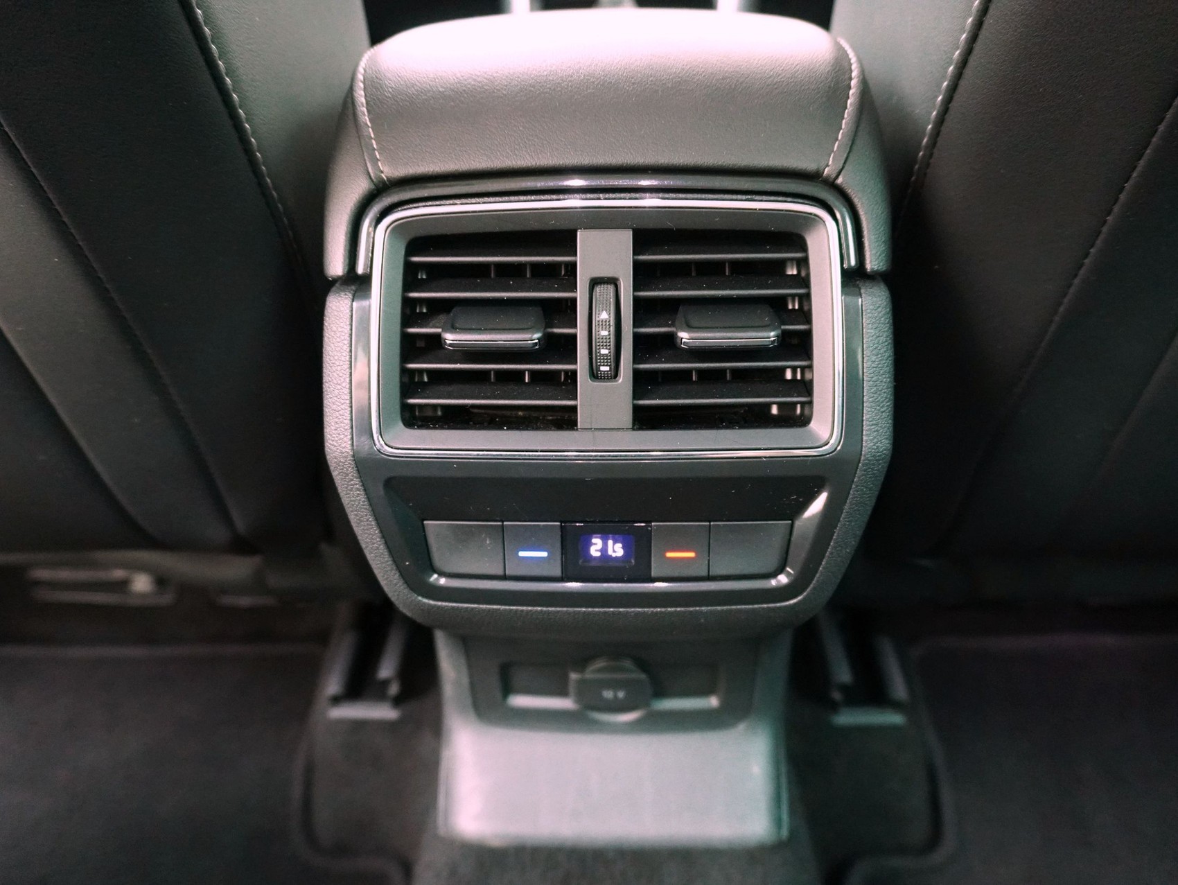 SKODA Kodiaq 2.0 TDI DSG Style-image-12