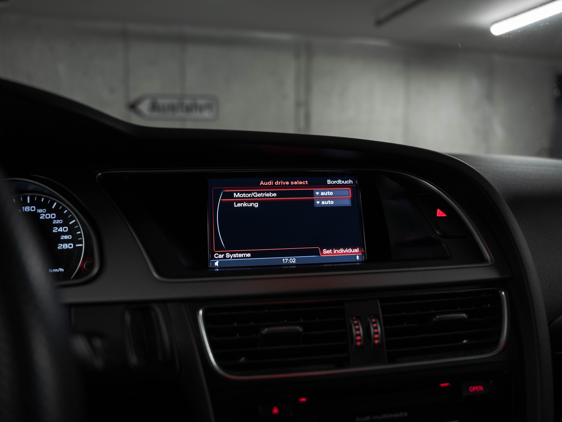 AUDI A5 Sportback 2.0 TFSI quattro S-tronic-image-22