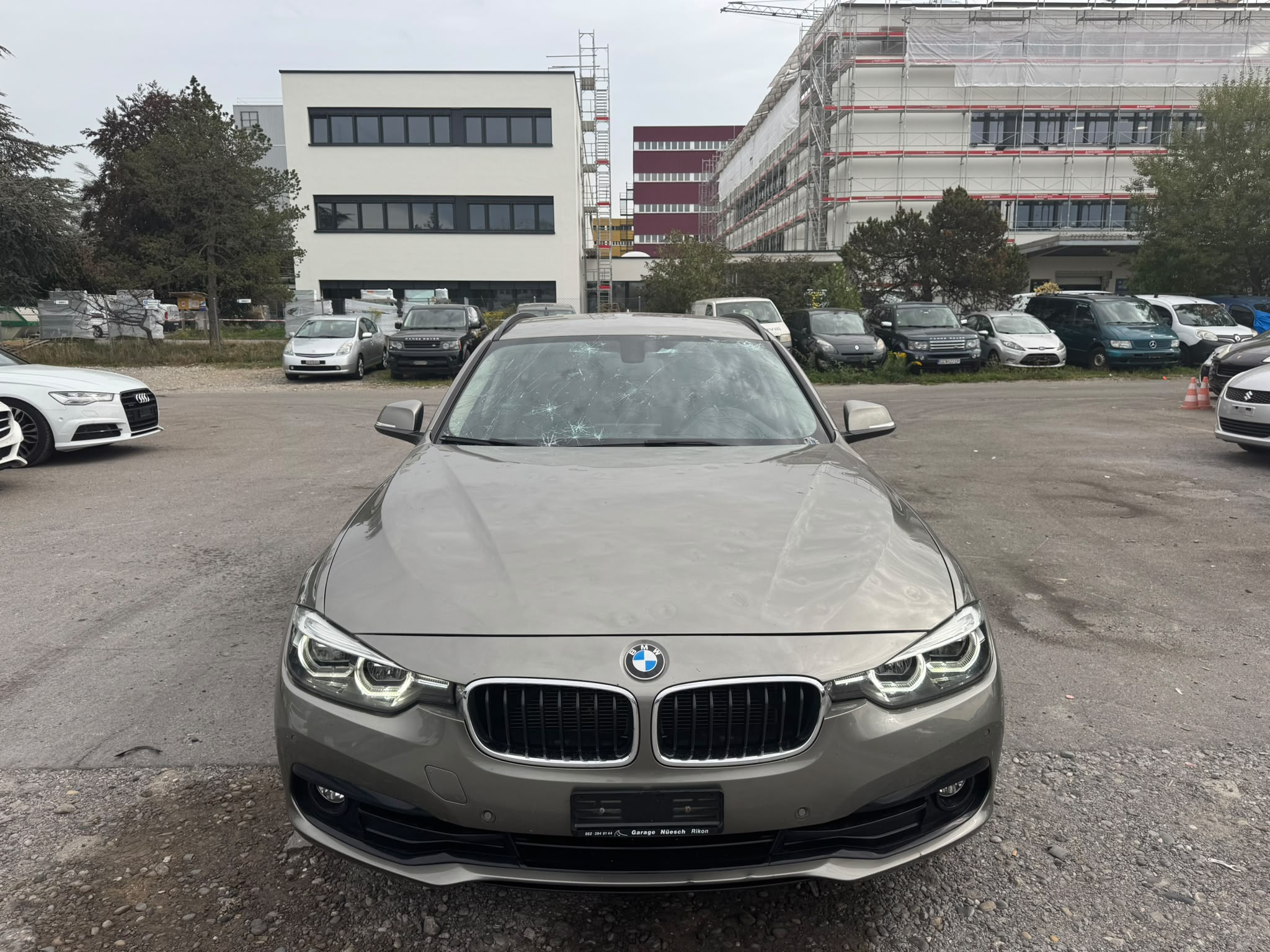 Car photo