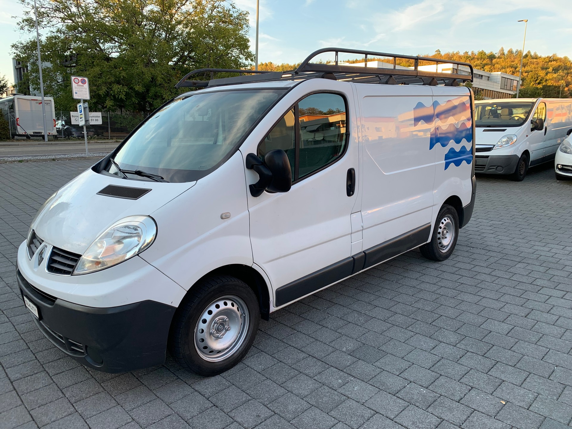 RENAULT Trafic 2.0 dCi 90 2.7t L1H1-image-6