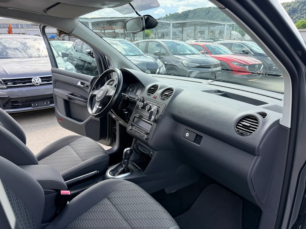 VW Caddy 1.6 TDI Blue Motion Technology Highline-image-9