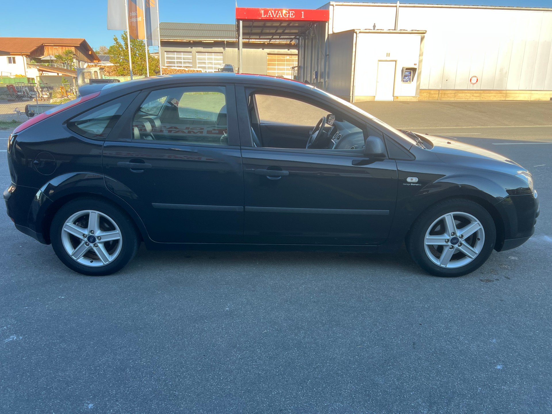 FORD Focus 1.6i VCT Titanium-image-7