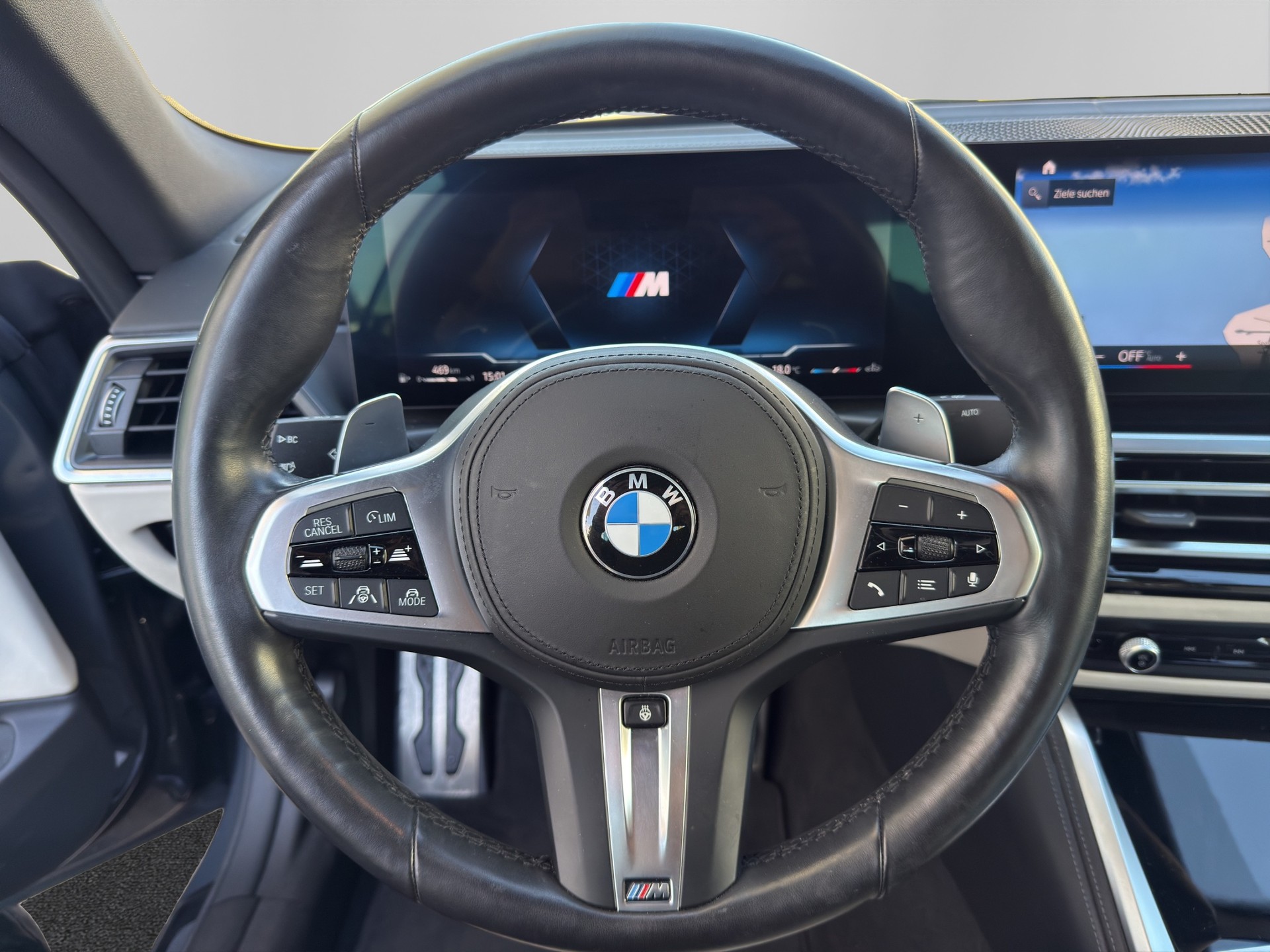 BMW 4er Reihe G23 Cabrio M440i xDrive-image-14