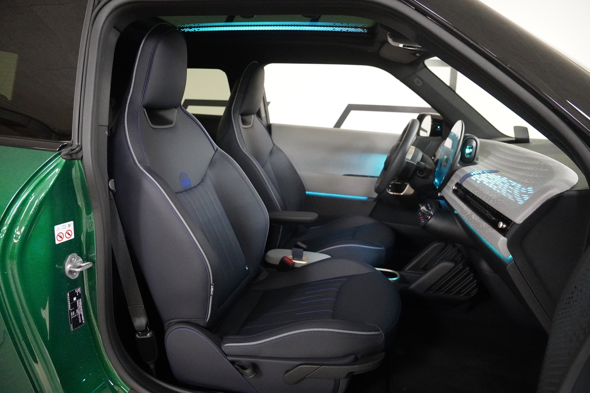 MINI Cooper SE-image-15