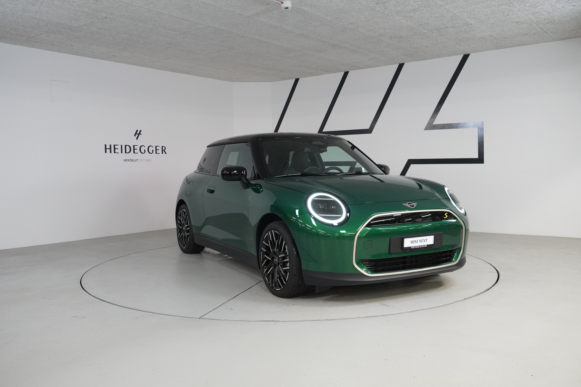 MINI Cooper SE-image-3