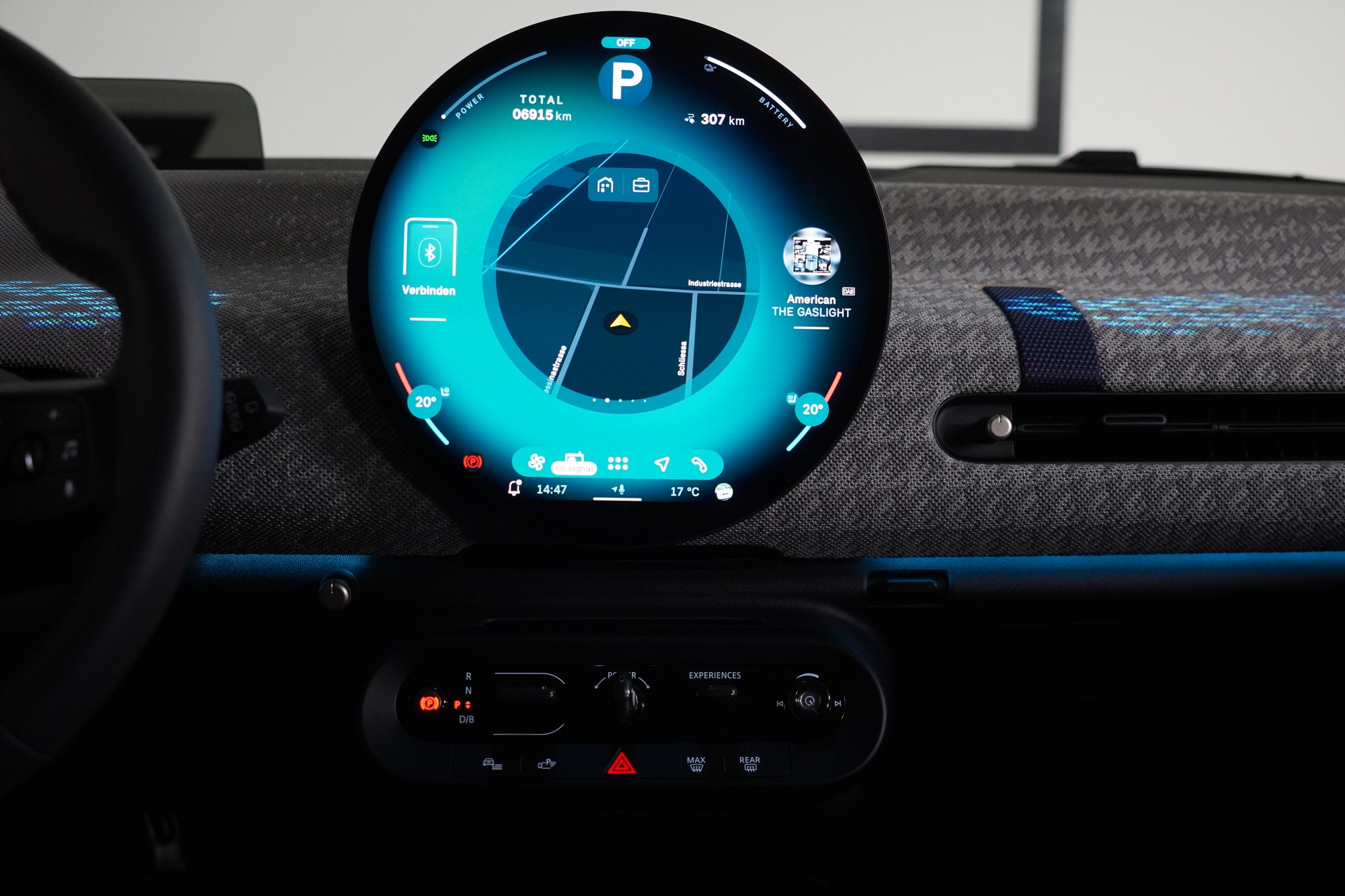 MINI Cooper SE-image-19
