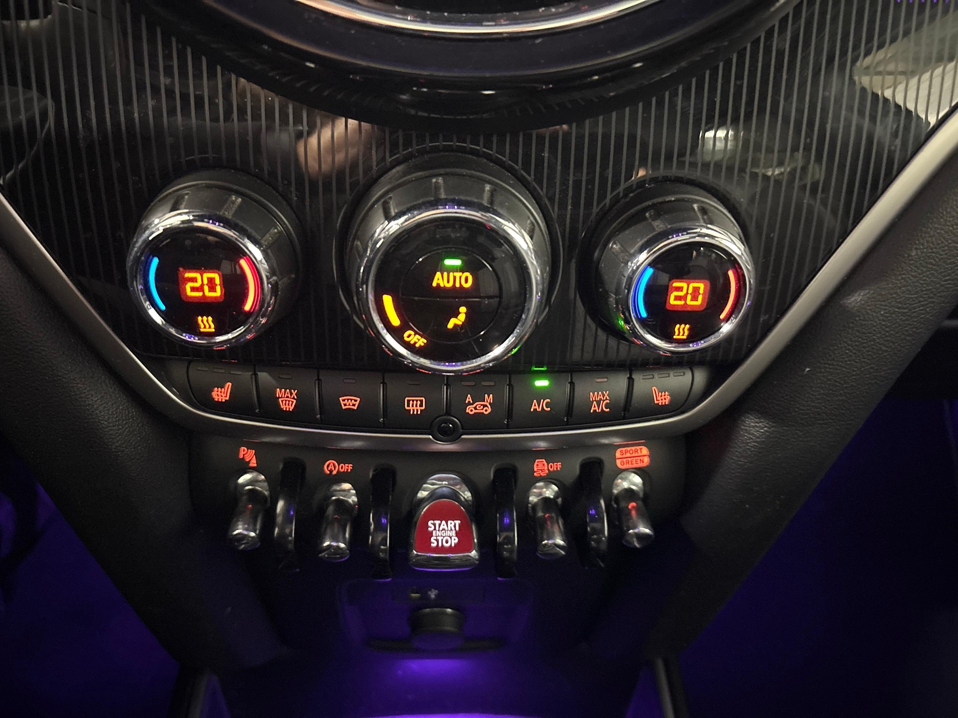 MINI Countryman F60 2.0i Cooper S SAG ALL4-image-15