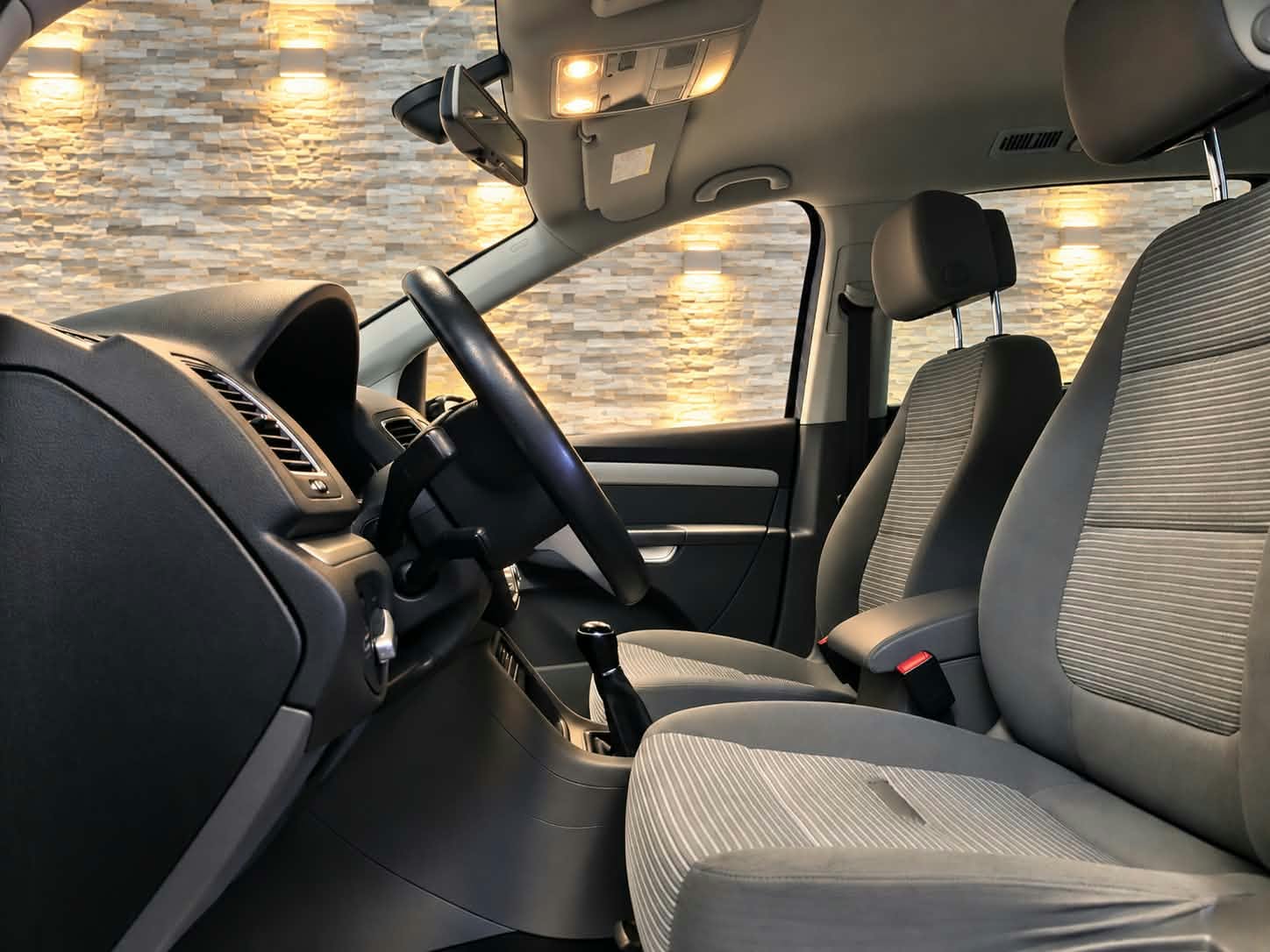 SEAT Alhambra 2.0 TDI Style-image-13
