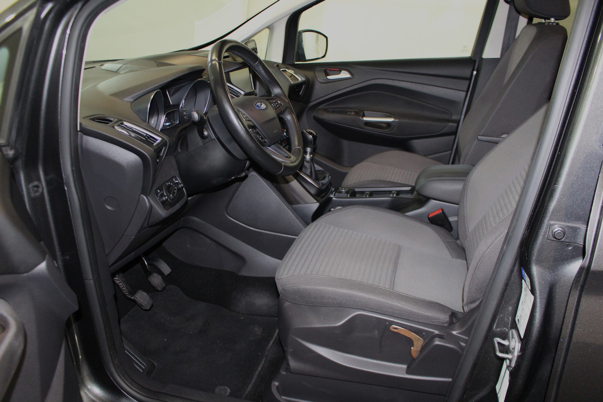 FORD C-Max 1.5i EcoB 150 Titanium S/S-image-6