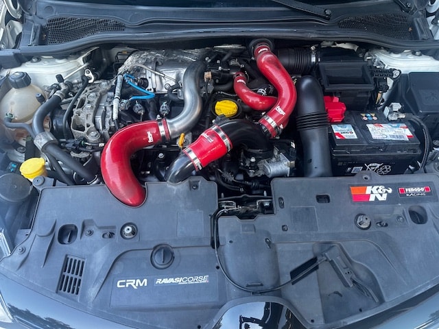 RENAULT Clio 1.6 T RS 220 Trophy EDC-image-20