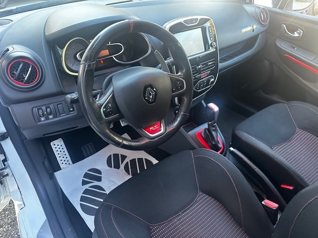 RENAULT Clio 1.6 T RS 220 Trophy EDC-image-11