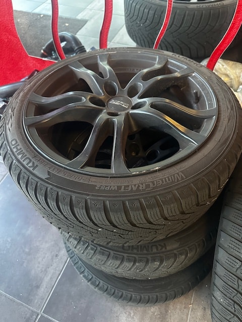 RENAULT Clio 1.6 T RS 220 Trophy EDC-image-22
