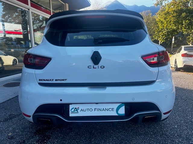 RENAULT Clio 1.6 T RS 220 Trophy EDC-image-5