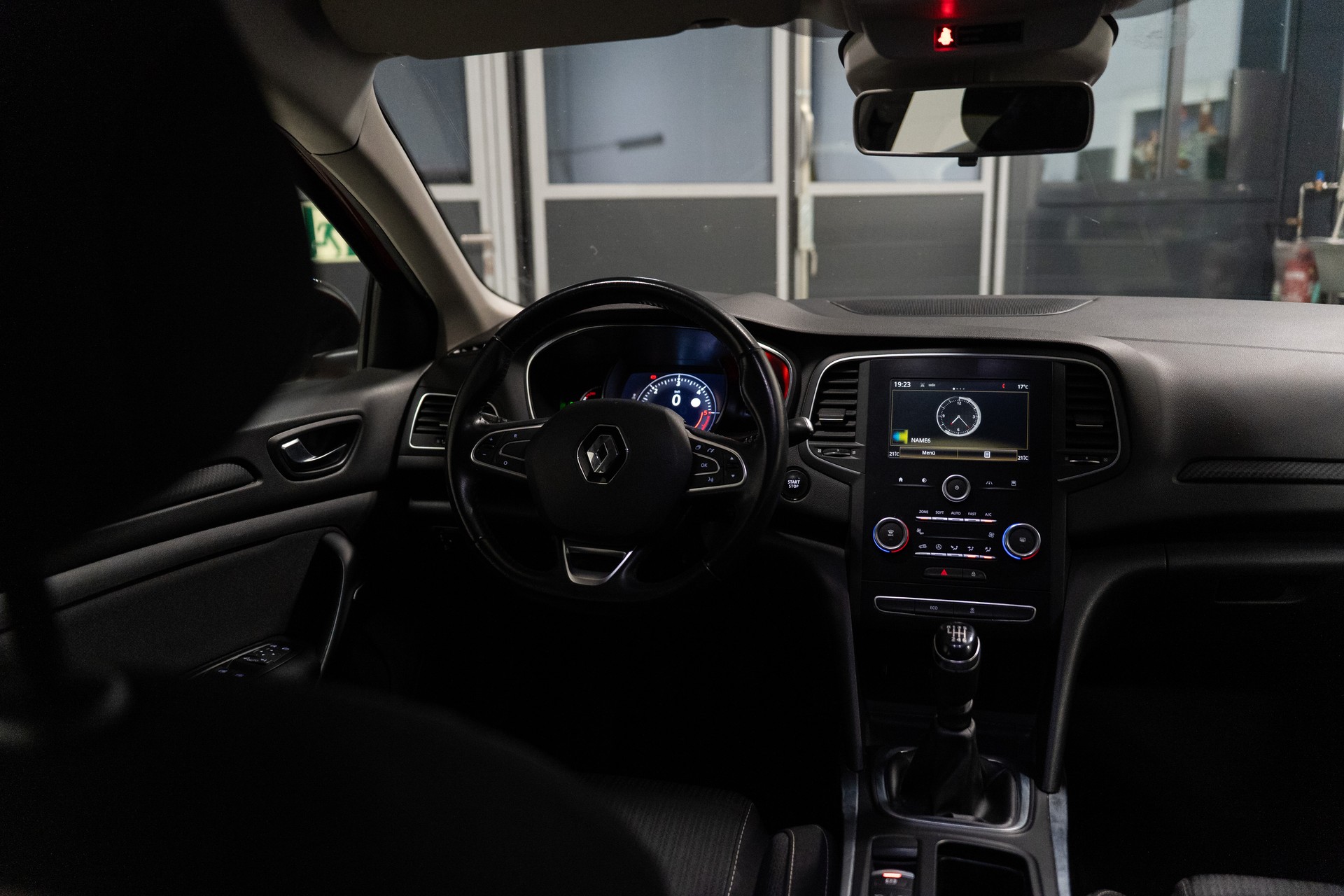 RENAULT Mégane Grandtour 1.5 dCi Zen-image-11