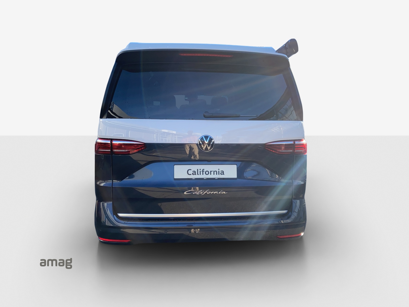 VW California 2.0 TDI Beach Tour Liberty-image-3