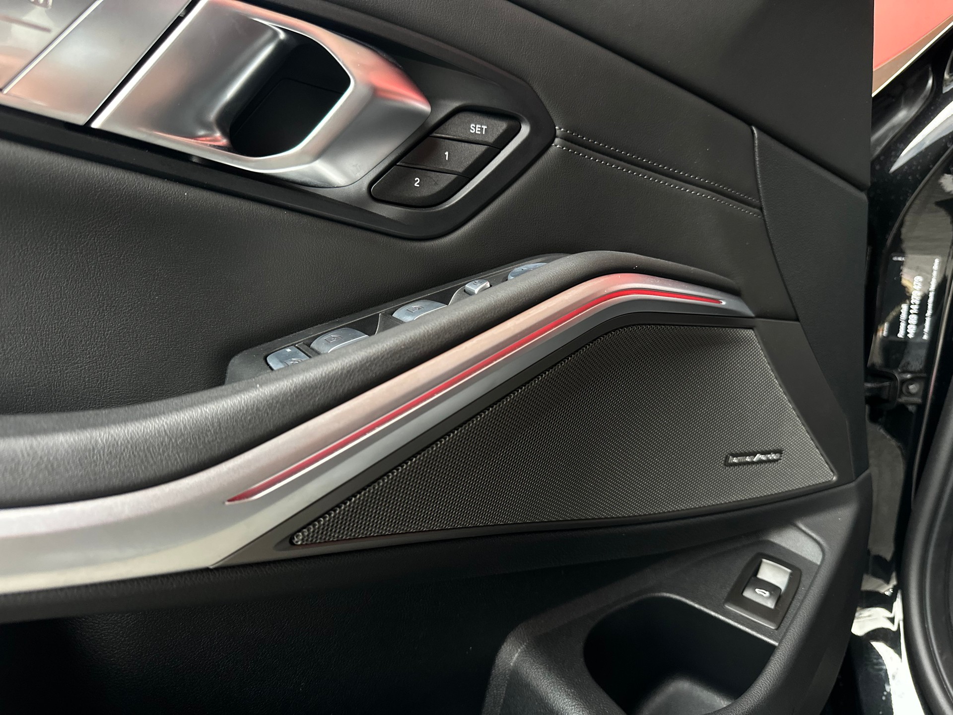 BMW M3 Competition M xDrive-image-12