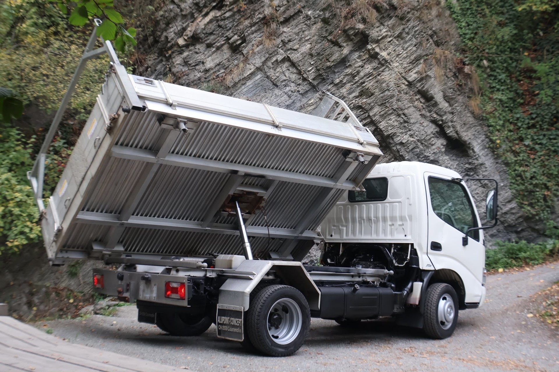 TOYOTA Dyna 150 LWB-image-6