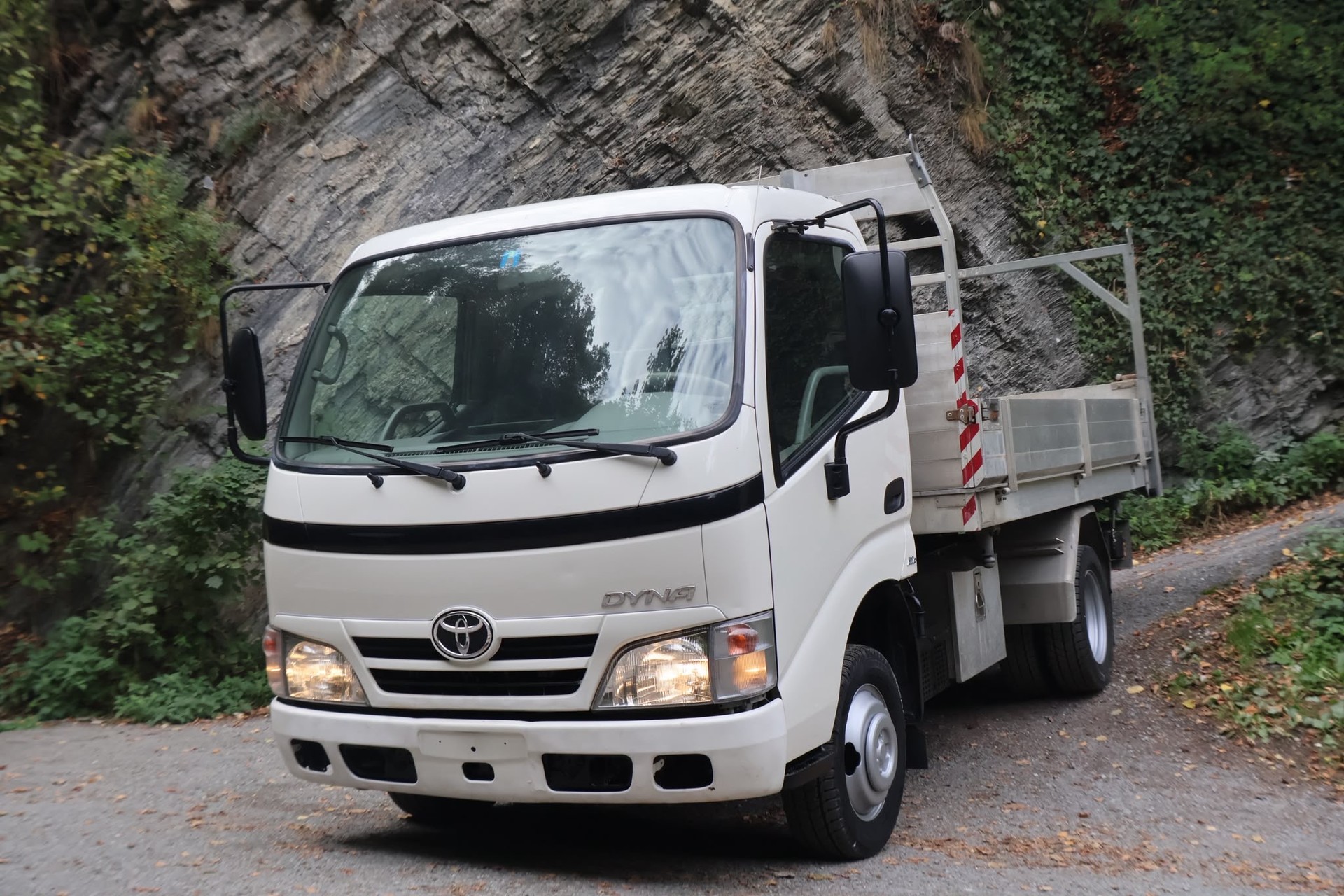 TOYOTA Dyna 150 LWB-image-5