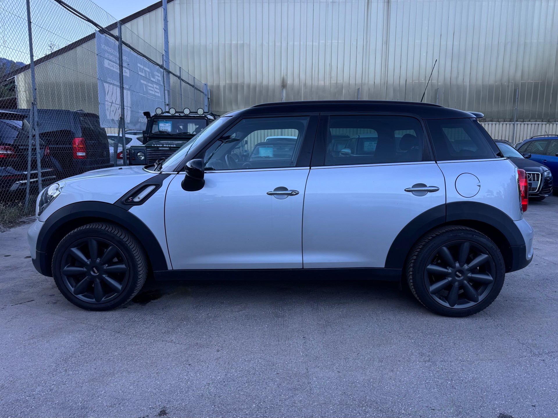 MINI Countryman Cooper S FWD Steptronic-image-6