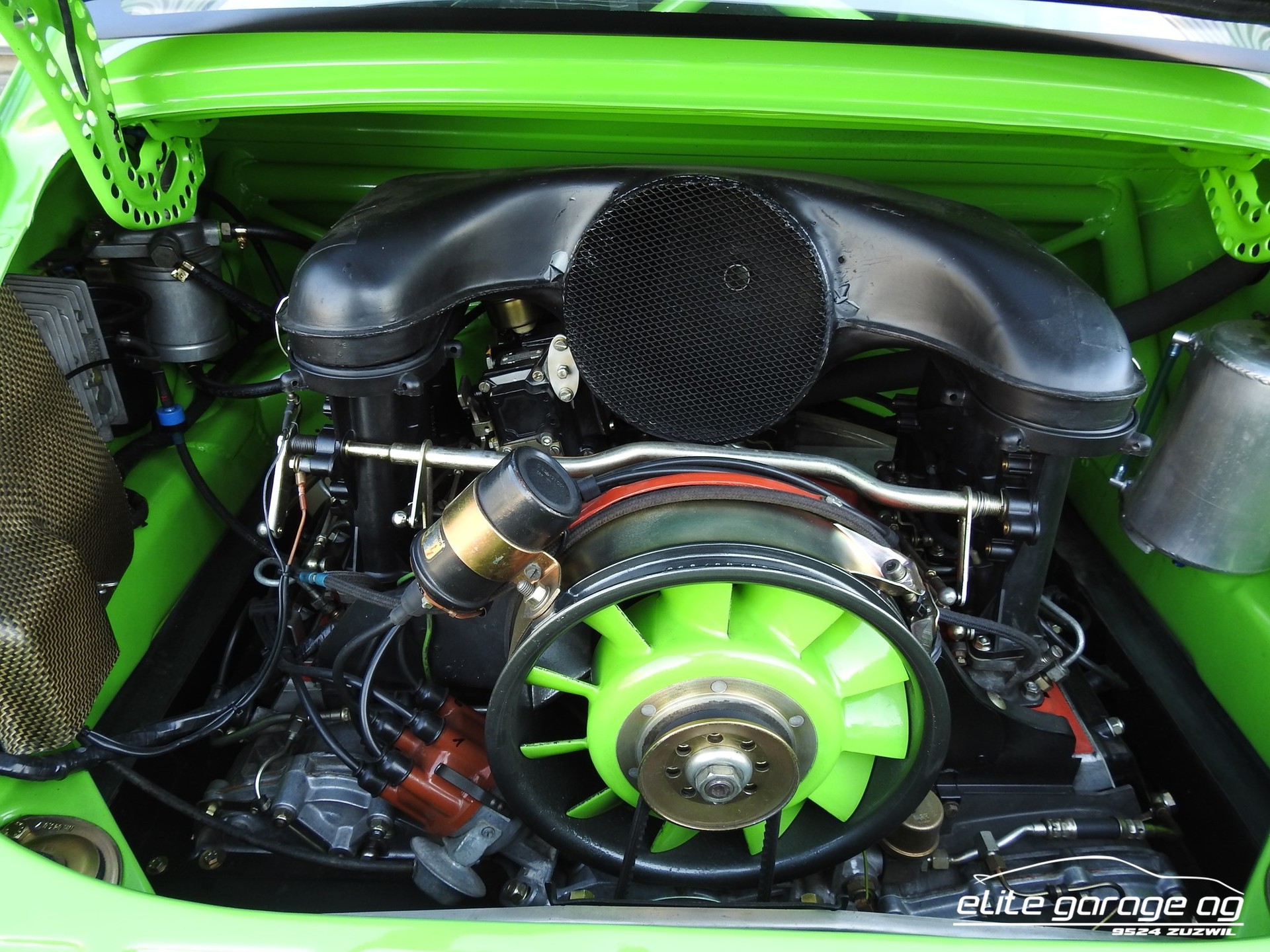 PORSCHE 911 RSR 2.8 Neuaufbau-image-13