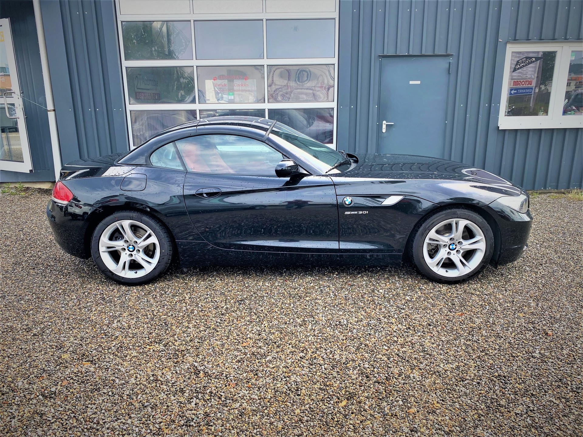 BMW Z4 3.0i sDrive Roadster-image-11