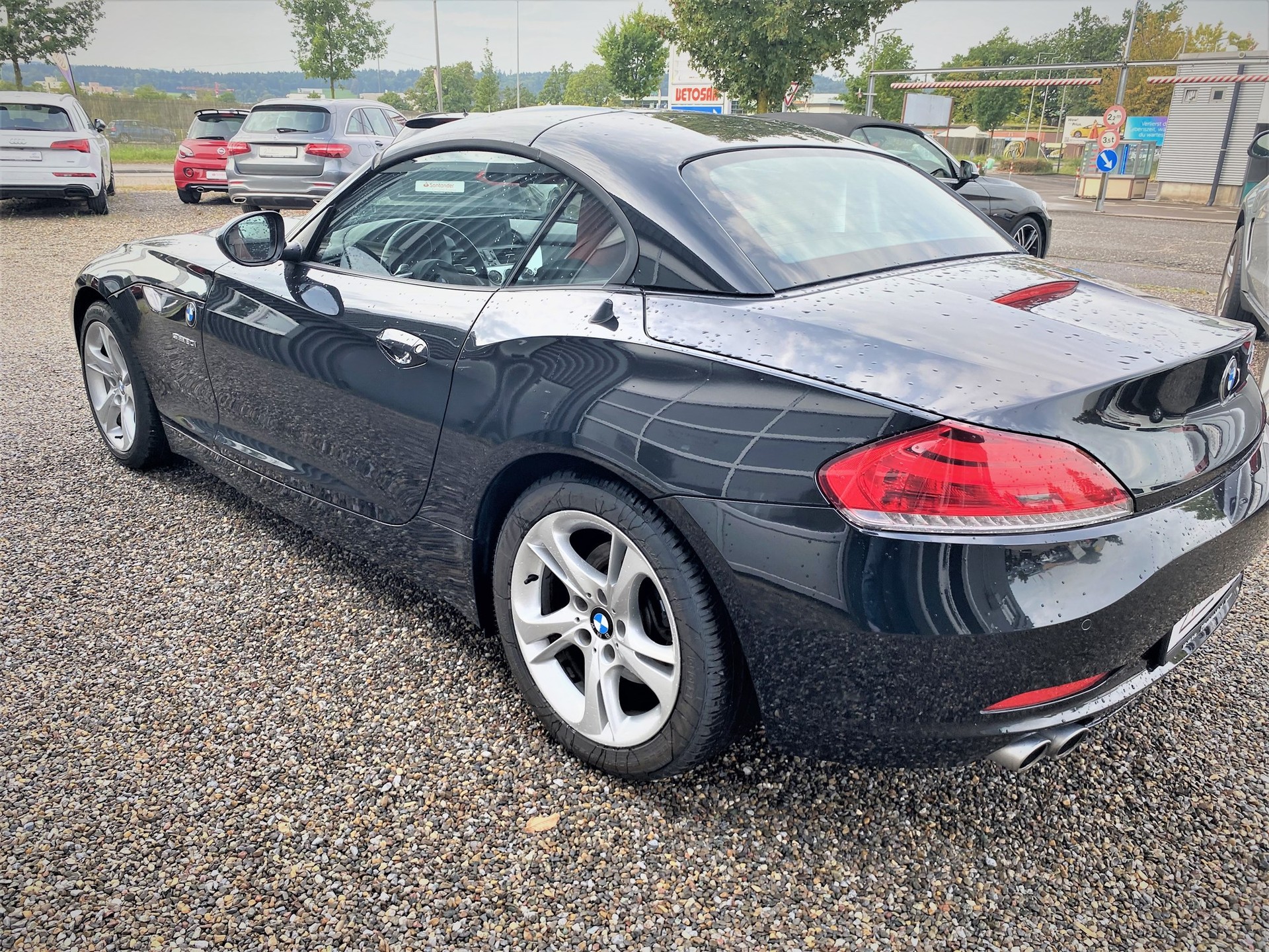 BMW Z4 3.0i sDrive Roadster-showroom-element-2