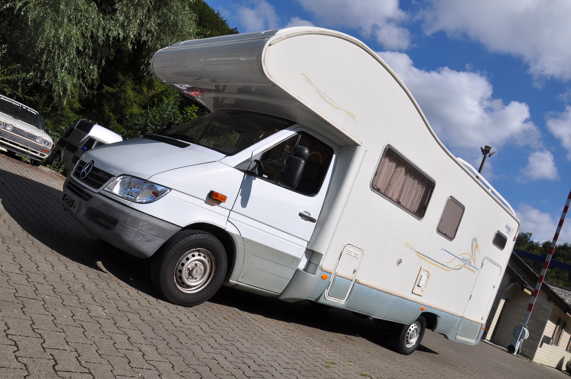 MERCEDES-BENZ 316CDI Ahorn Camp M 730-image-0