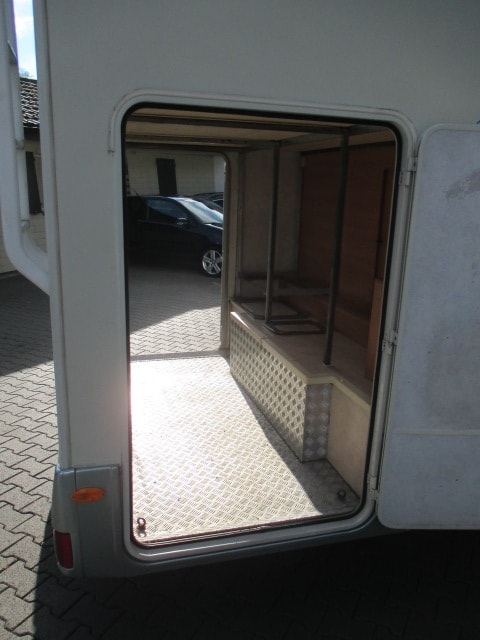 MERCEDES-BENZ 316CDI Ahorn Camp M 730-image-15