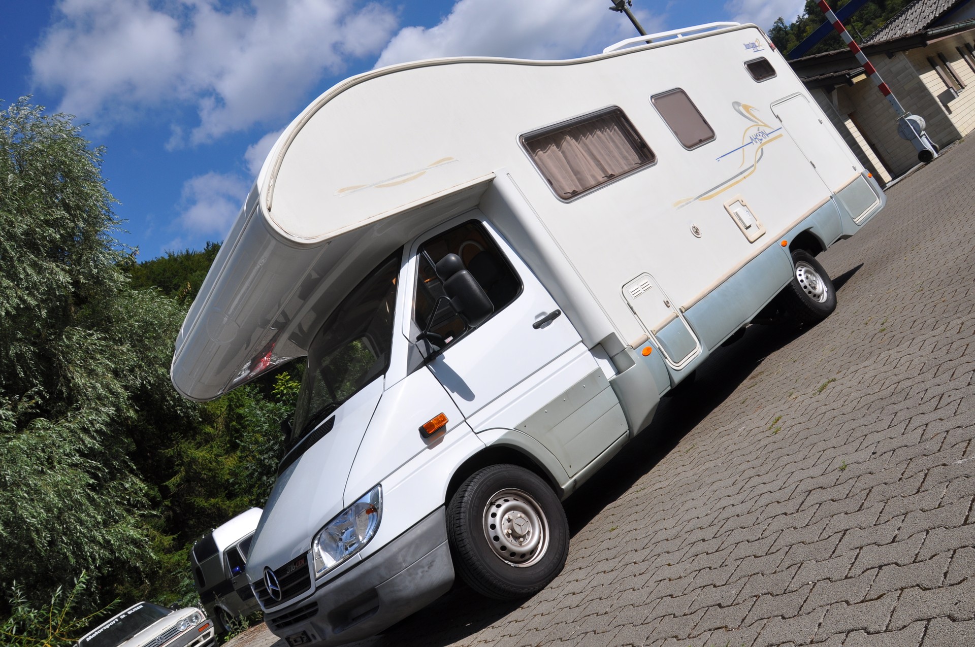 MERCEDES-BENZ 316CDI Ahorn Camp M 730-image-1