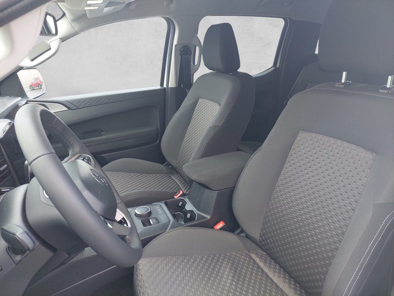 VW Amarok 2.0TDI Life Winter 2-image-5