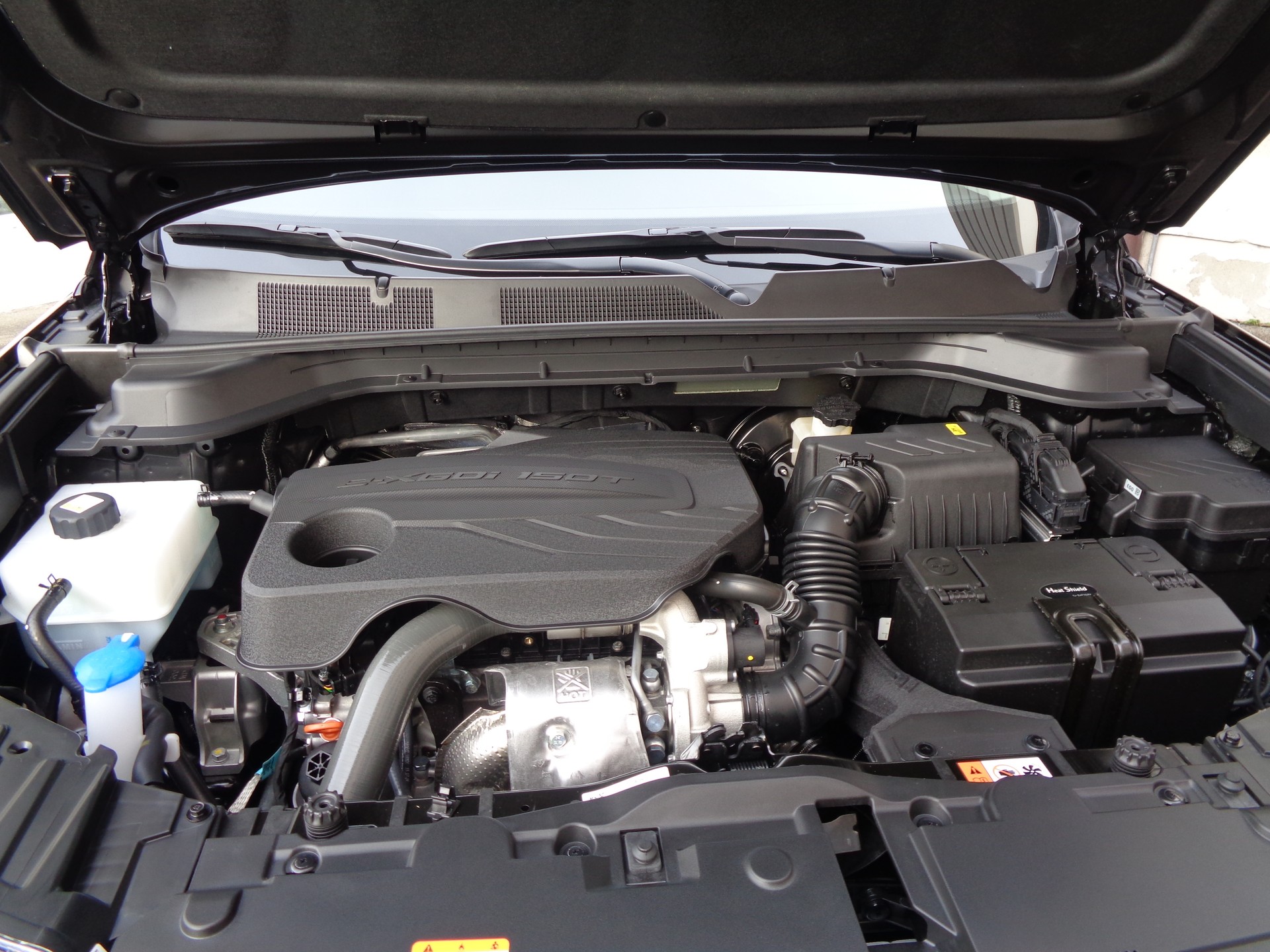 KGM-SsangYong Korando 1.5 T GDI Titanium 4WD Automat-image-15