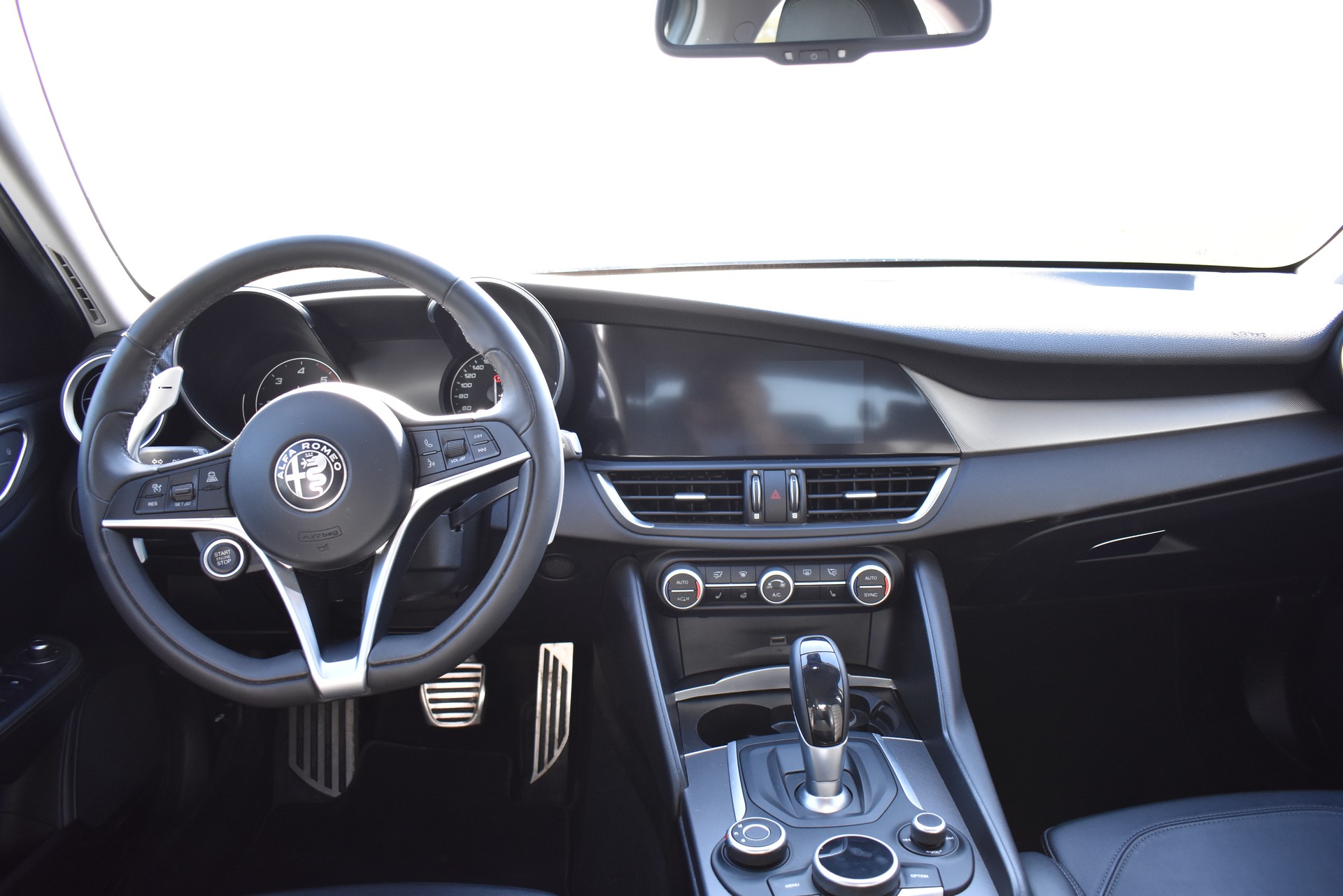 ALFA ROMEO Giulia 2.2 D Q4 210 Veloce-image-12
