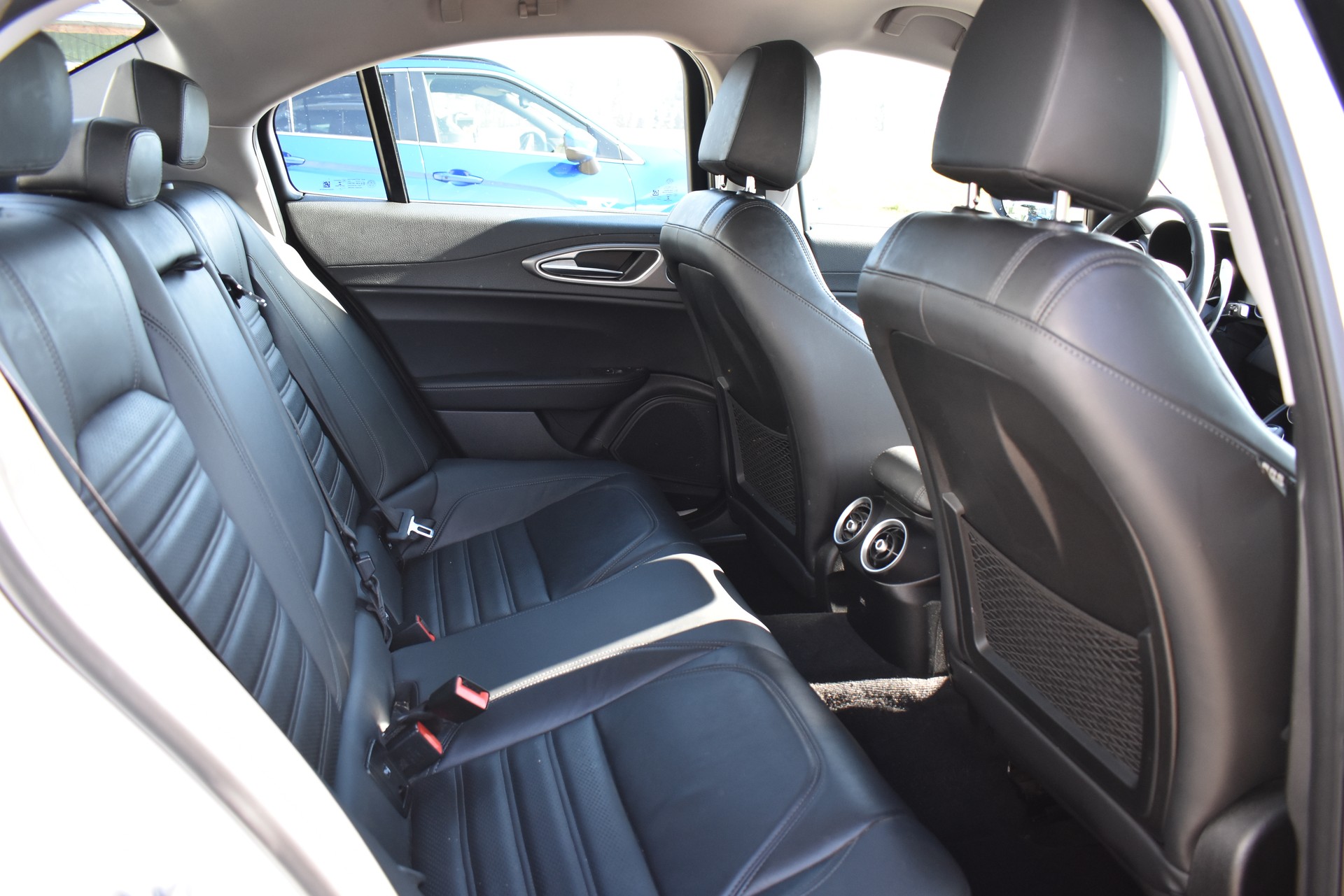 ALFA ROMEO Giulia 2.2 D Q4 210 Veloce-image-10
