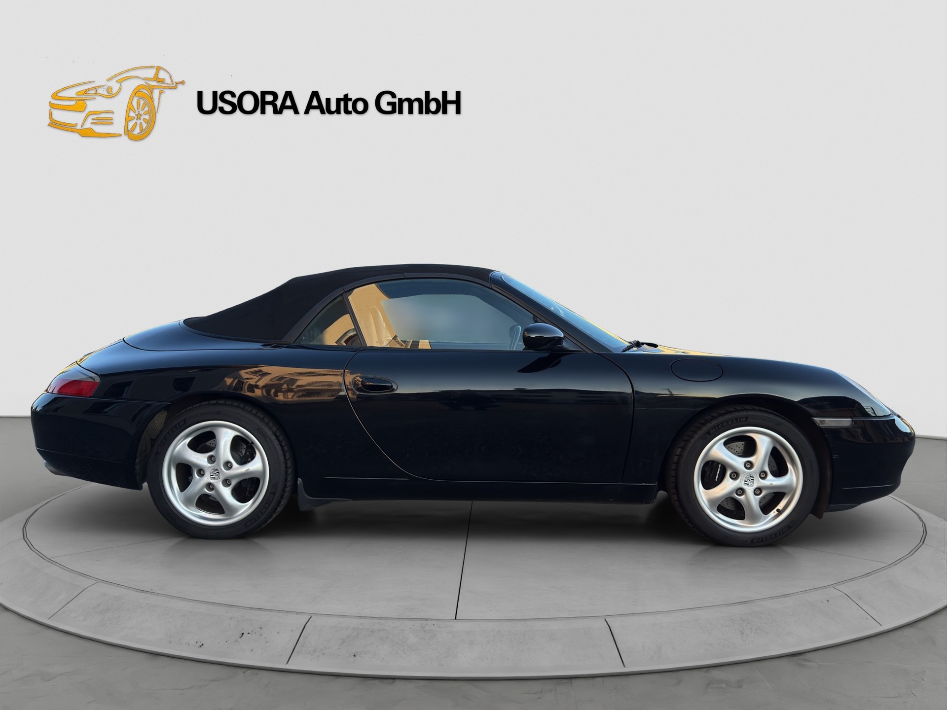 PORSCHE 911 Carrera Cabrio-image-3