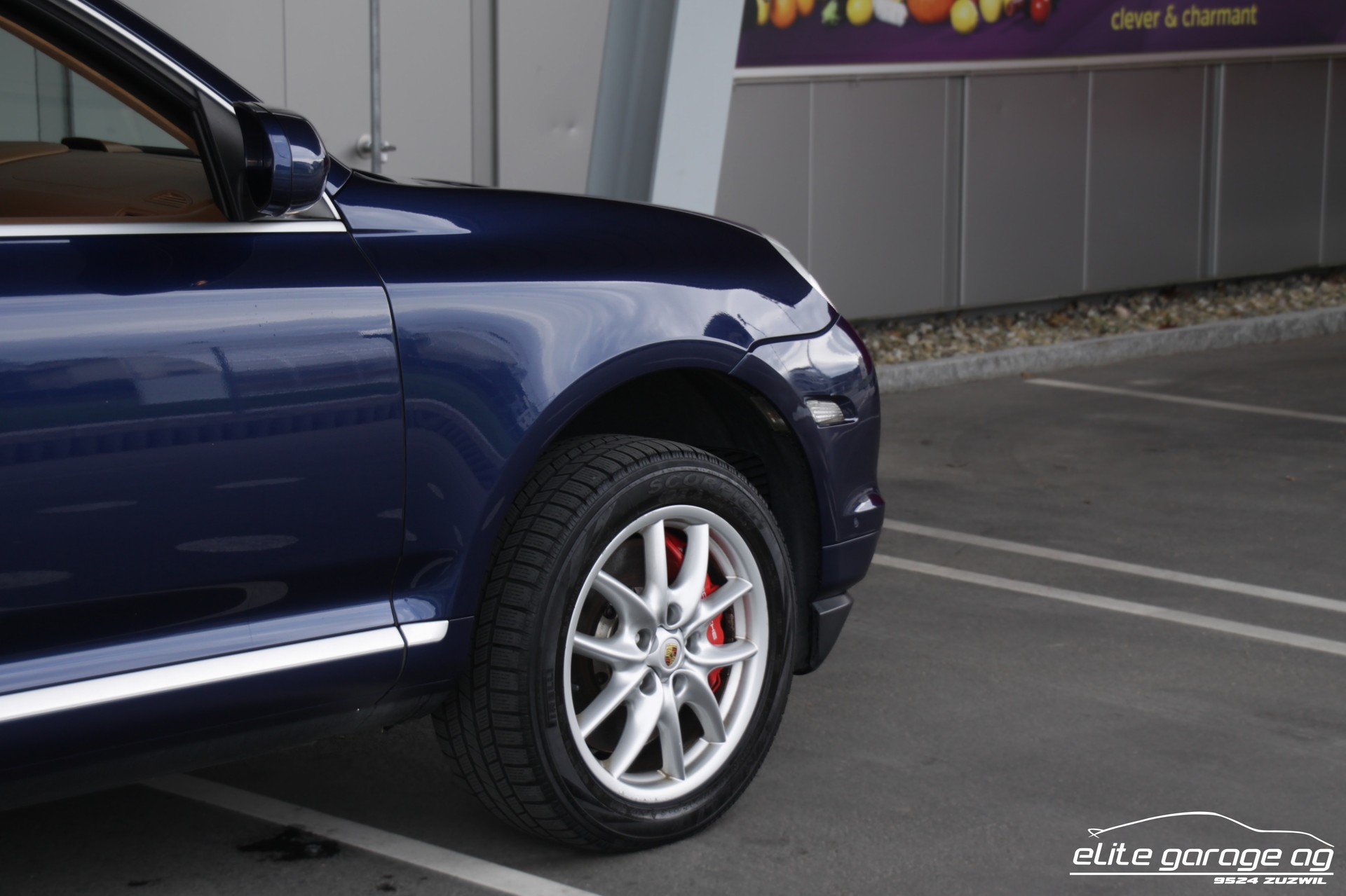 PORSCHE Cayenne Turbo-image-10