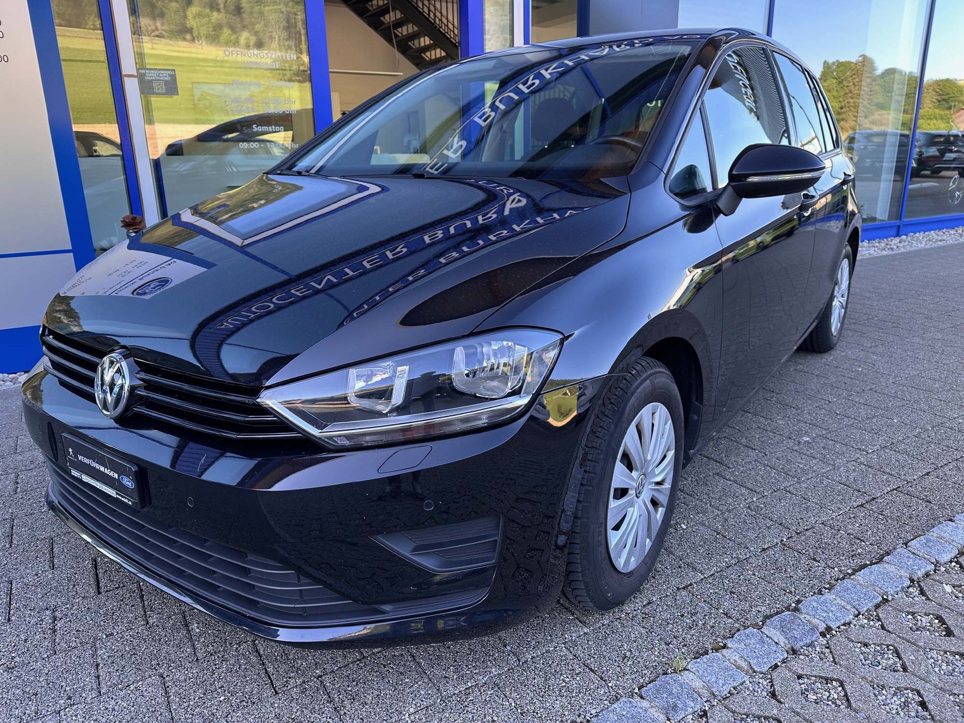 VW Golf Sportsvan 1.2 TSI 110 Trendline-image-1