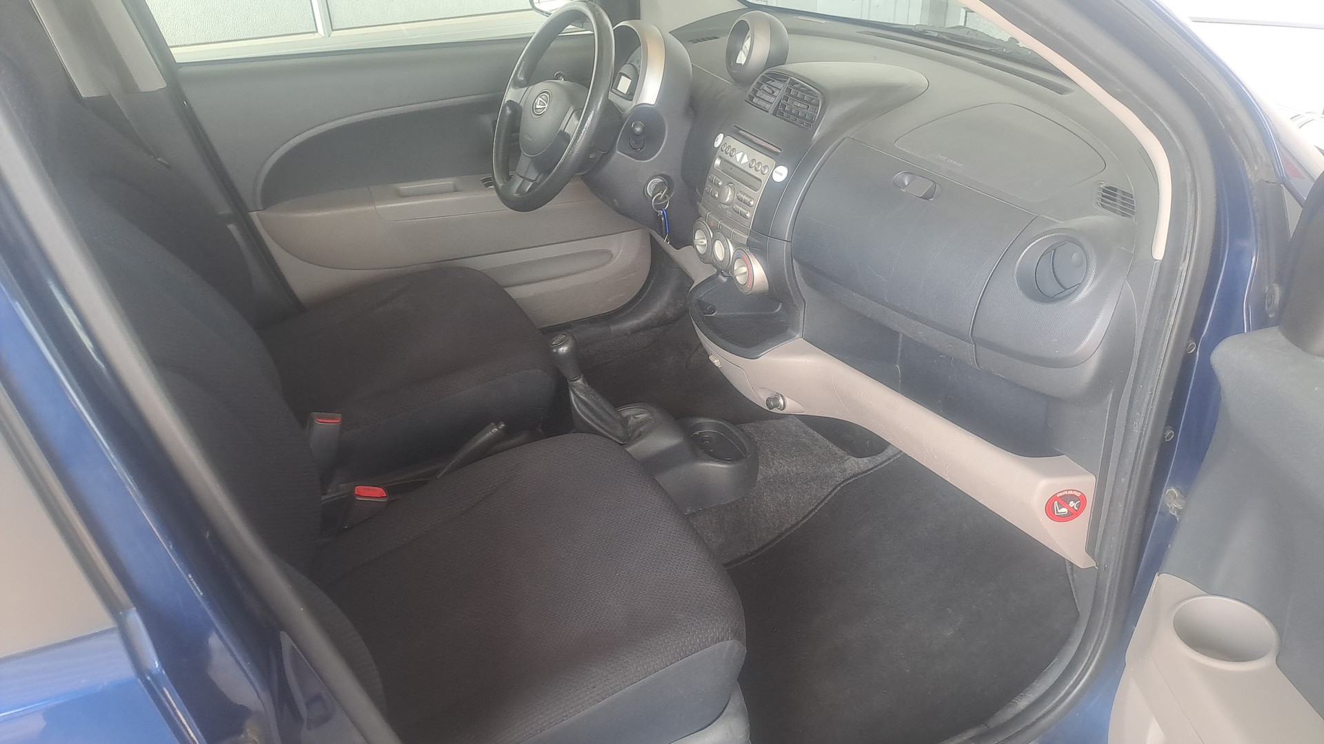 DAIHATSU Sirion 1.3 eco-4WD-image-7