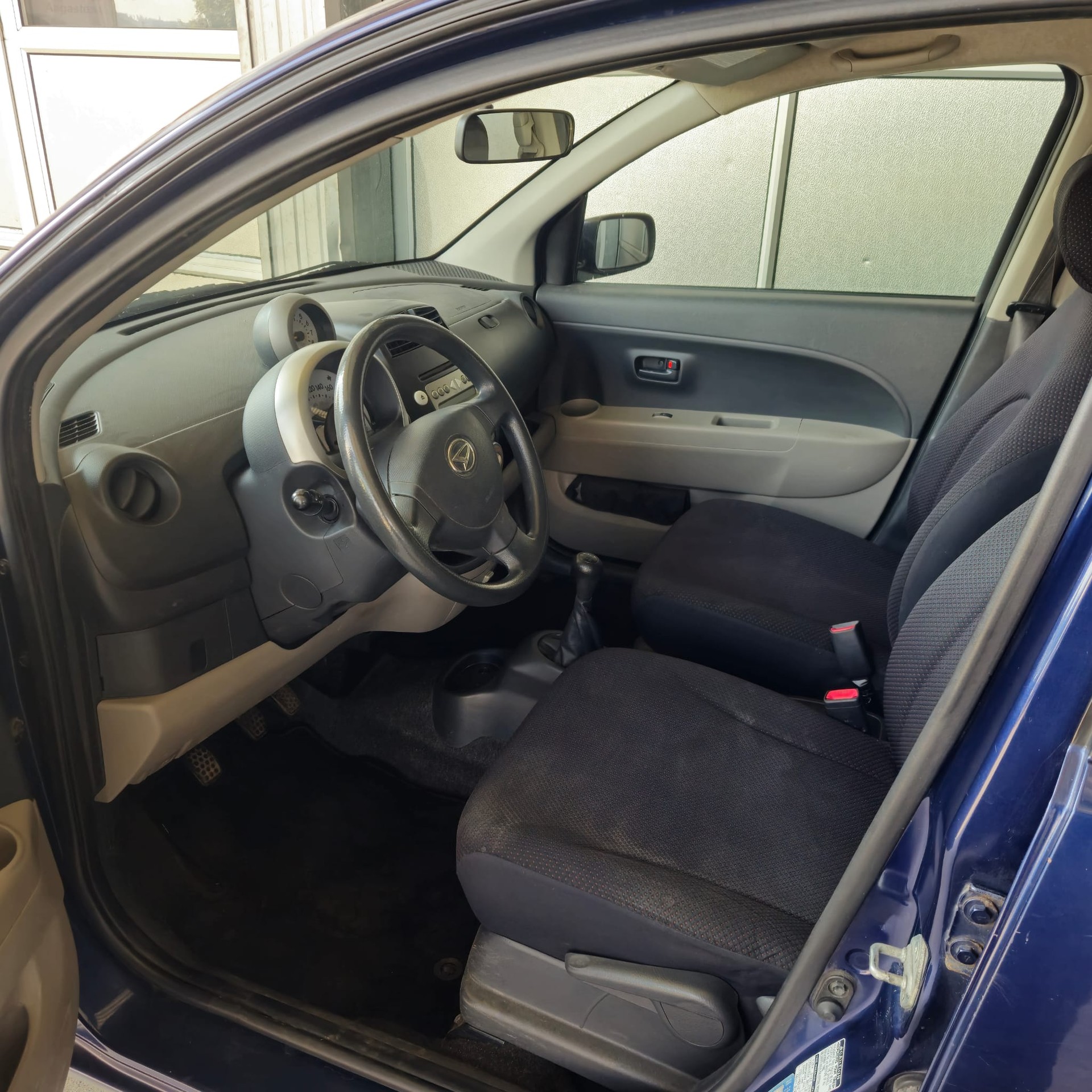 DAIHATSU Sirion 1.3 eco-4WD-image-13