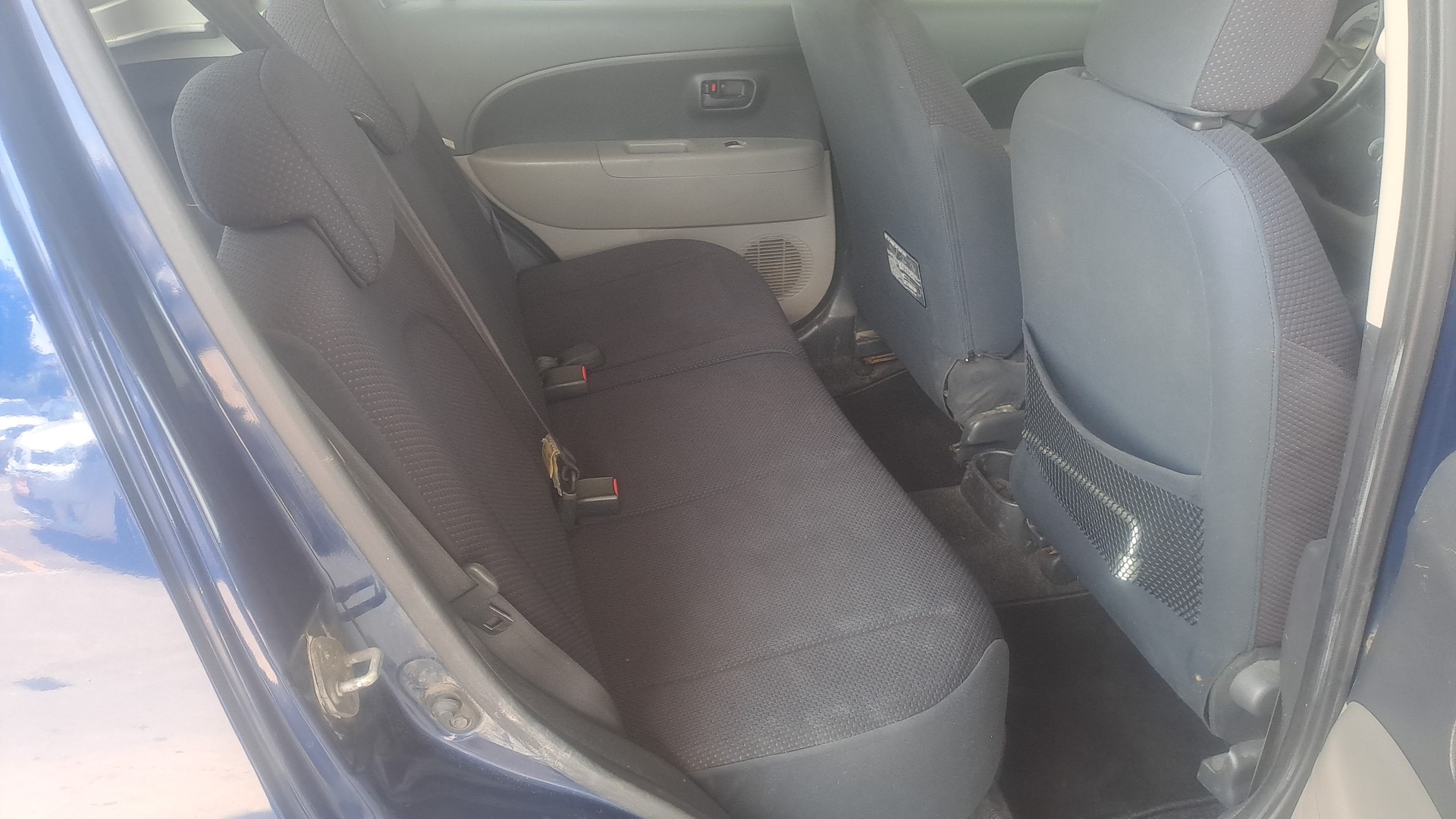 DAIHATSU Sirion 1.3 eco-4WD-image-6