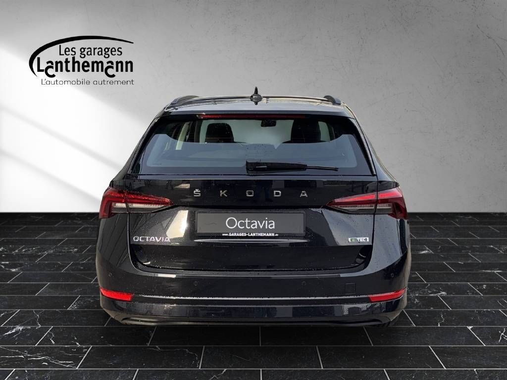 SKODA Octavia Combi 1.5 TSI mHEV DSG Ambition-image-3
