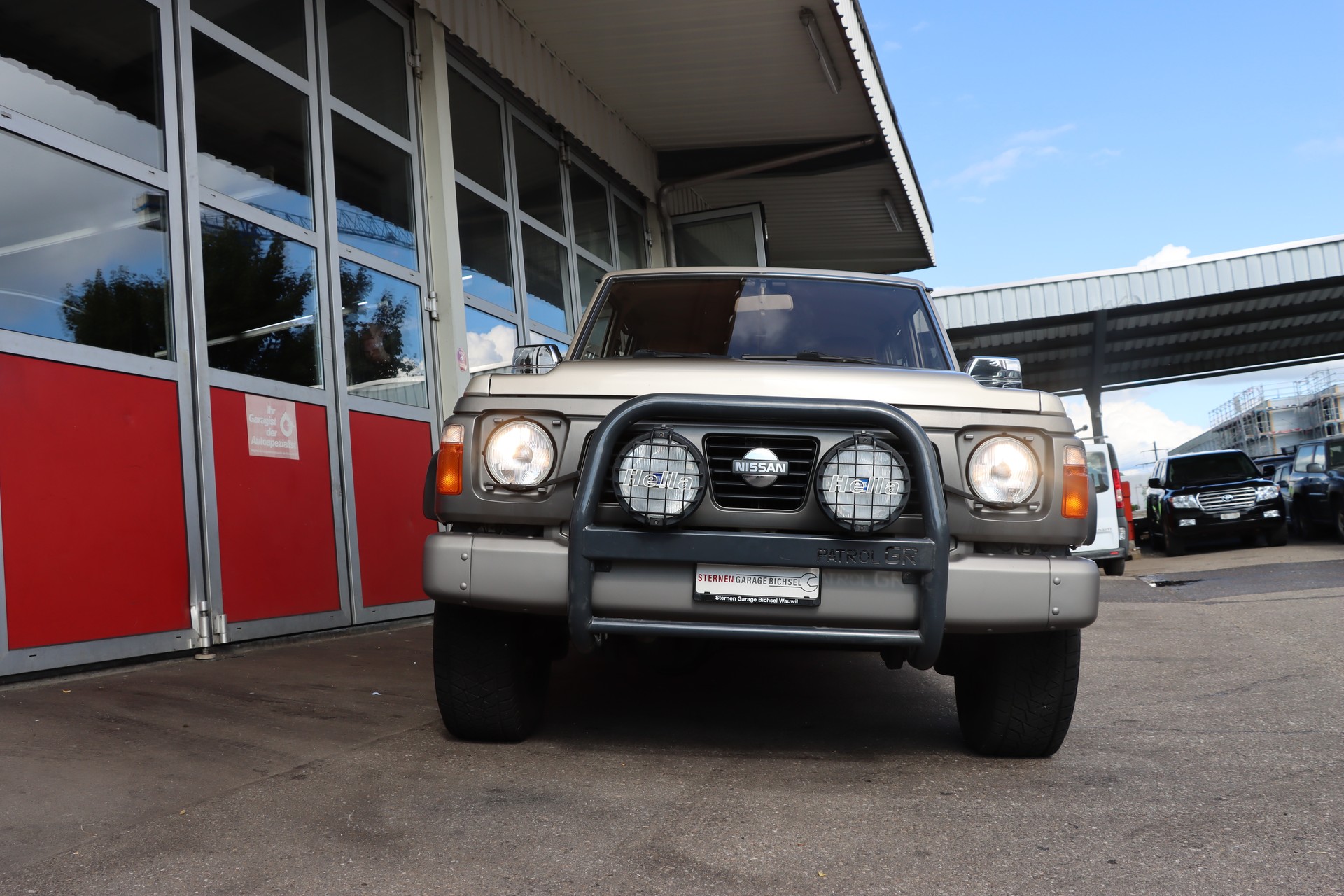 NISSAN Patrol GR 2.8 DL Wagon-image-2