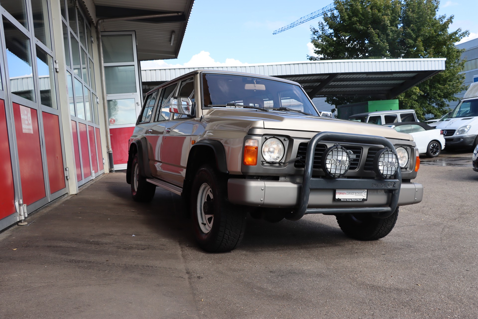 NISSAN Patrol GR 2.8 DL Wagon-image-3