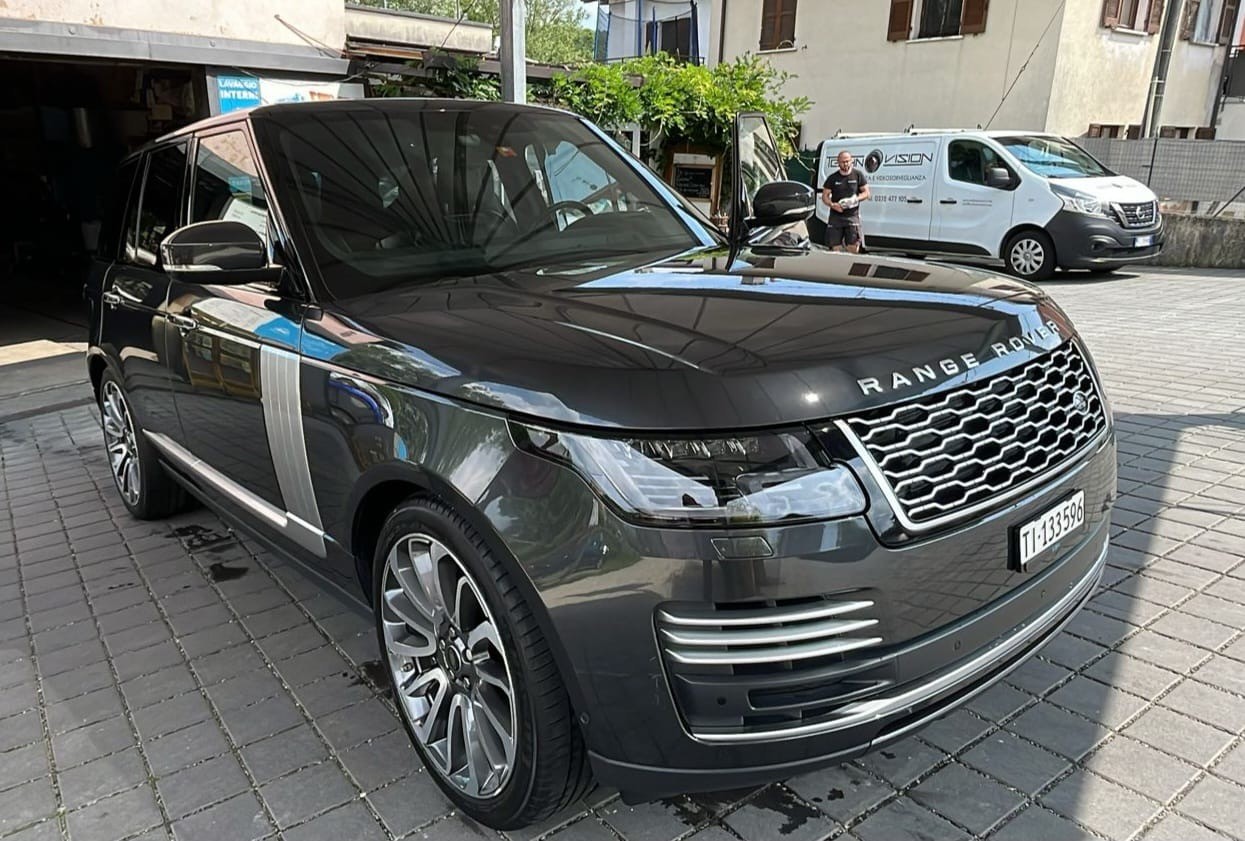 LAND ROVER 5.0 V8 SC Autobiography-image-3