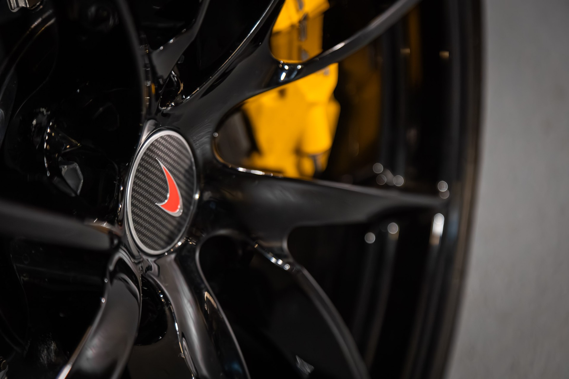 McLAREN 720S Coupé Performance 4.0 V8 SSG-image-14